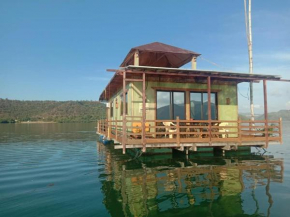 Floating Luxury Villa